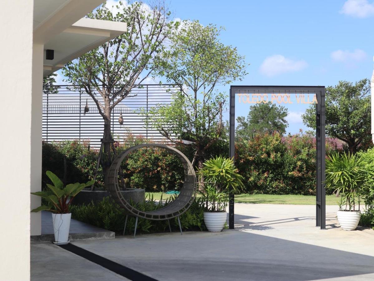 Toledo Pool Villa Nakhon Si Thammarat Exterior foto